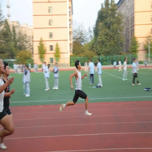 曼联换帅风云再起 多位候选人浮出水面引热议